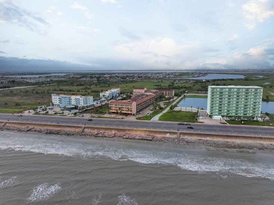 Baca Beach Escape I - 3 Pools - Pet Friendly Galveston Eksteriør bilde
